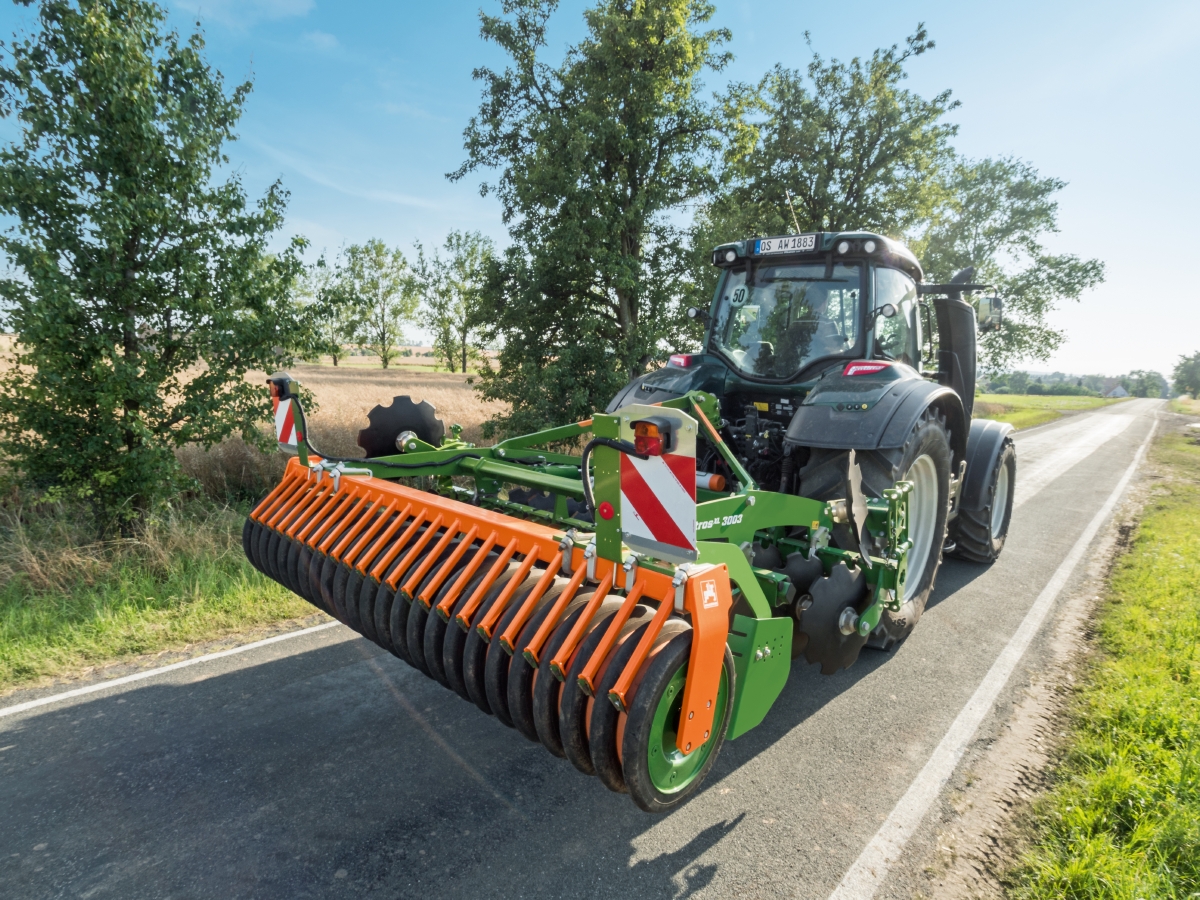 1. Amazone Catros XL 03