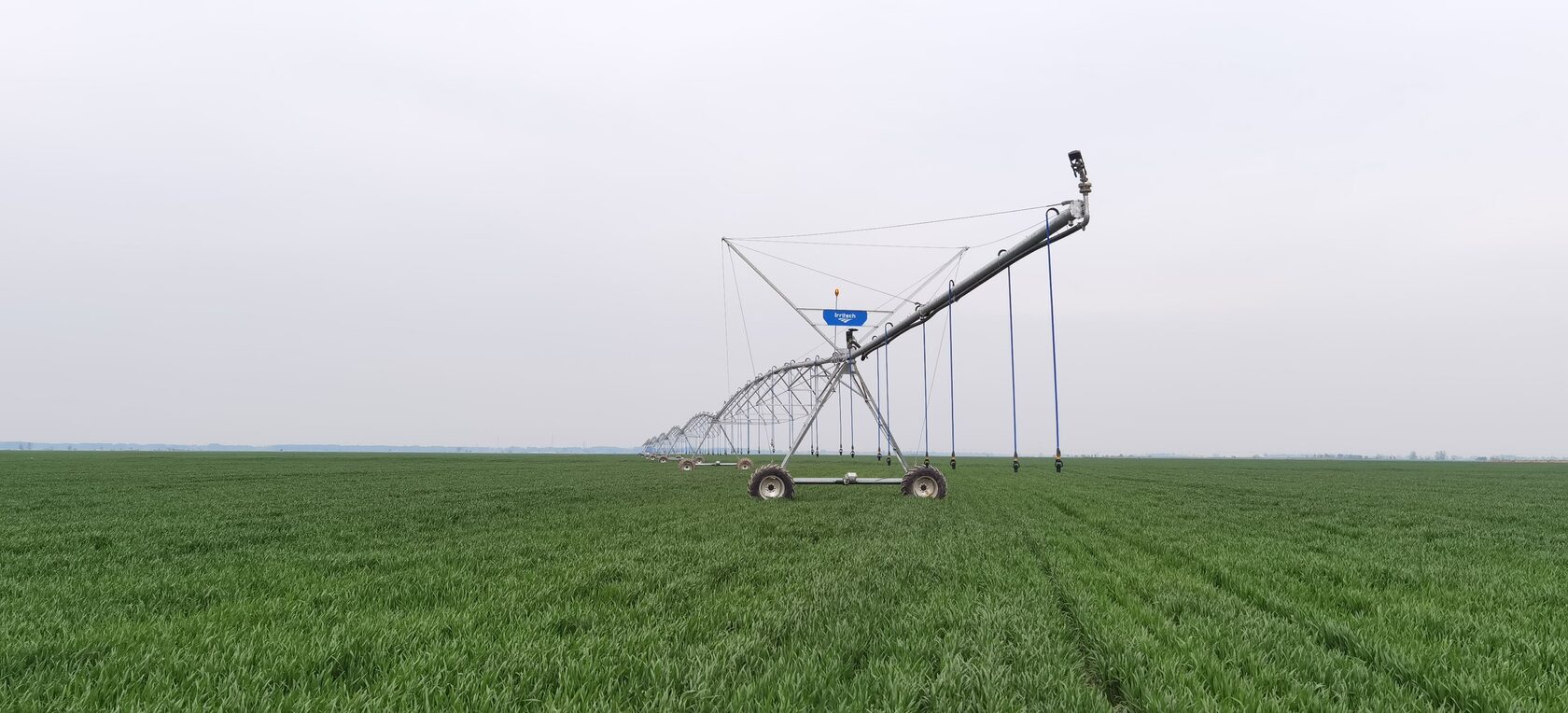 7. Круговая и буксируемая системы орошения Irritech